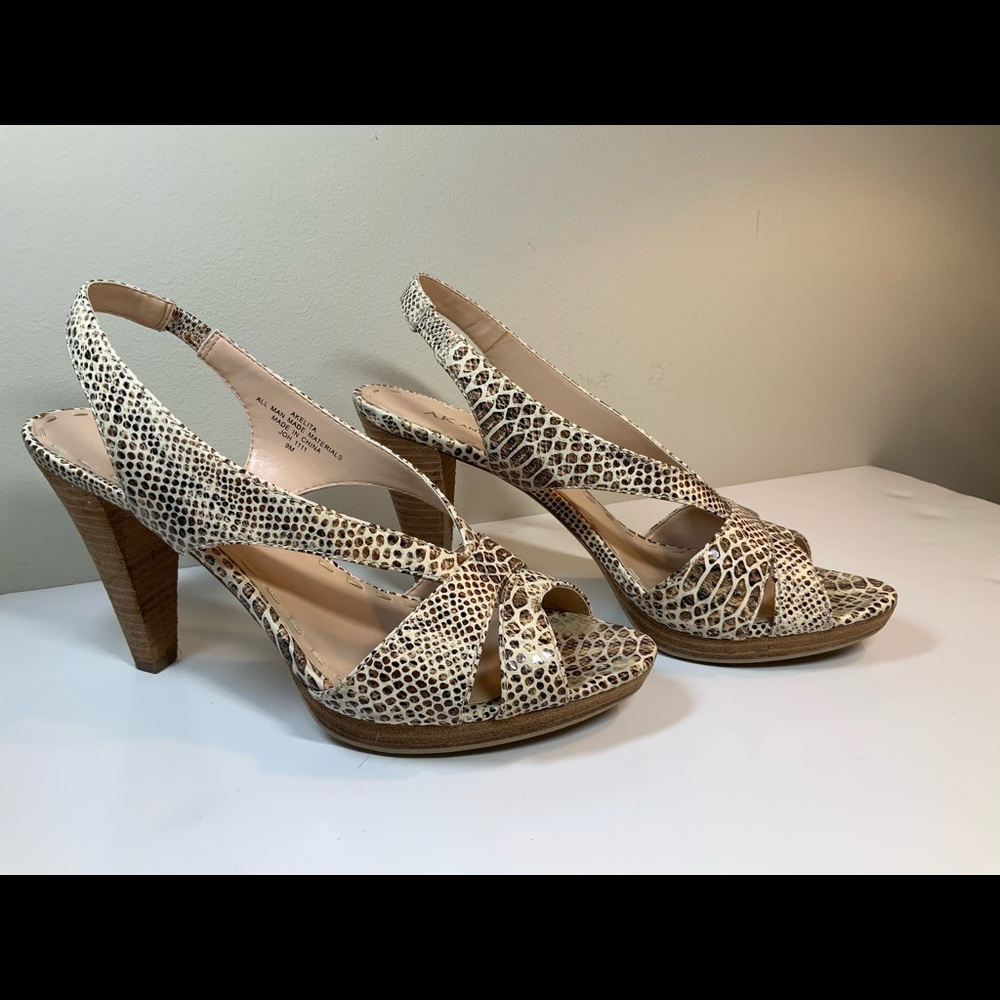 AK Anne Klein Sling-backs, Size 9M
